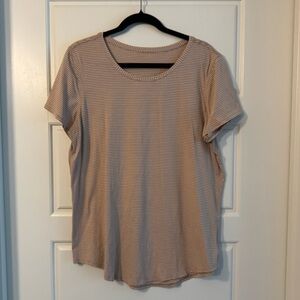 Lululemon Casual Beige Striped Women's Tee